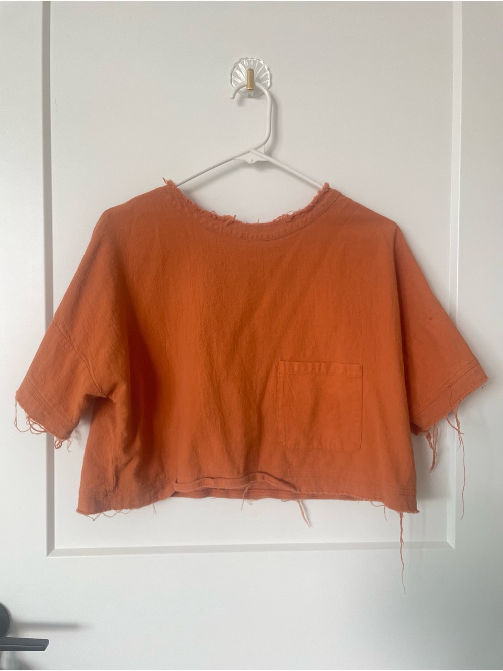 Set Women's Rust Orange Cropped Frayed Pocket Tee